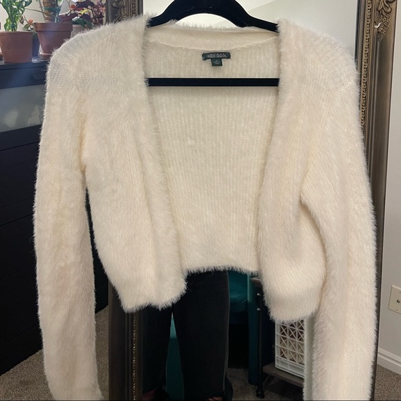 wild fable | Sweaters | Fuzzy White 